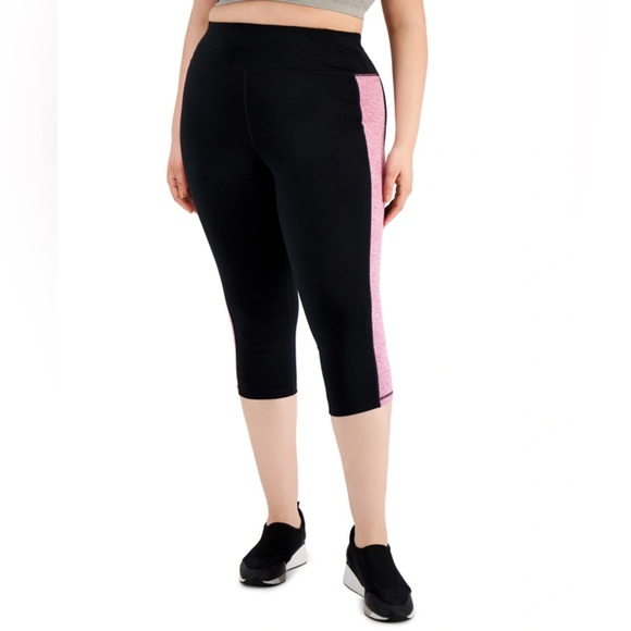 ID Ideology Colorblocked Cropped Leggings in Noir Purple, Plus Size 3X New w/Tag - Picture 3 of 5
